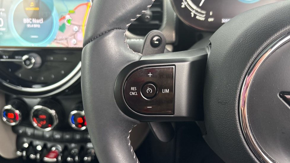 MINI Cooper 2.0 S Exclusive 3dr Auto Petrol Hatchback - Image 17