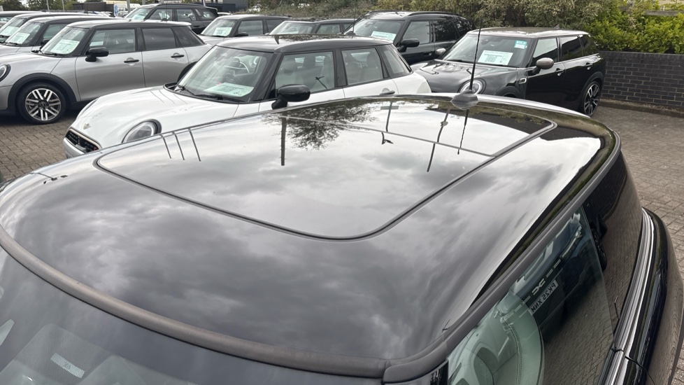 MINI Cooper 2.0 S Exclusive 3dr Auto Petrol Hatchback - Image 21