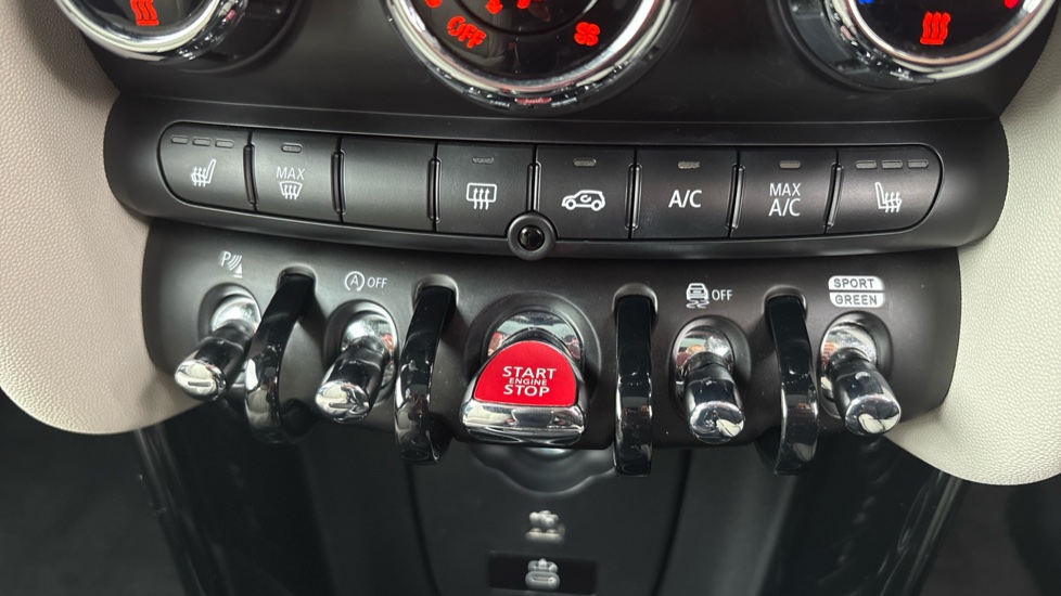 MINI Cooper 2.0 S Exclusive 3dr Auto Petrol Hatchback - Image 25