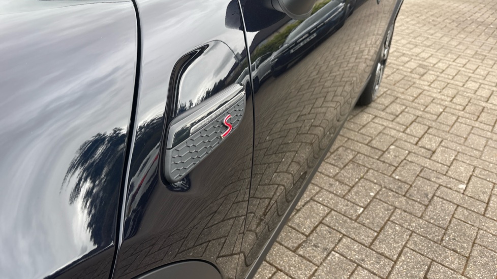 MINI Cooper 2.0 S Exclusive 3dr Auto Petrol Hatchback - Image 41