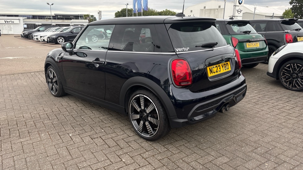 MINI Cooper 2.0 S Exclusive 3dr Auto Petrol Hatchback - Image 42