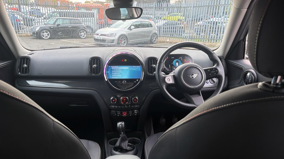 MINI Countryman 1.5 Cooper Classic 5dr Petrol Hatchback - Image 4