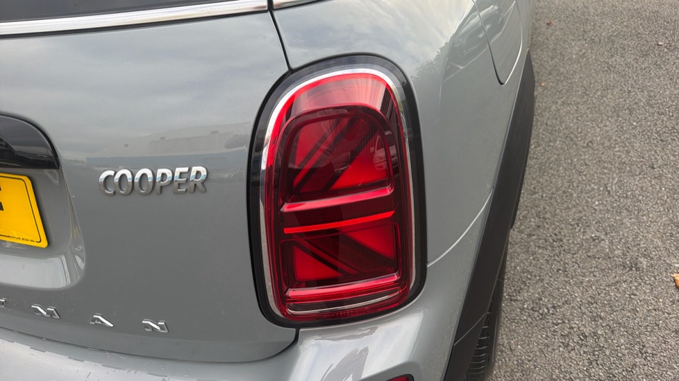 MINI Countryman 1.5 Cooper Classic 5dr Petrol Hatchback - Image 22