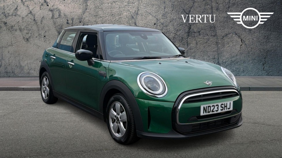 MINI Hatchback 1.5 Cooper Classic Premium 5dr Auto Petrol Hatchback - Image 1