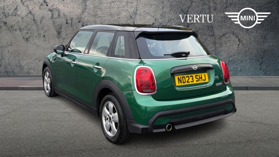 MINI Hatchback 1.5 Cooper Classic Premium 5dr Auto Petrol Hatchback - Image 2