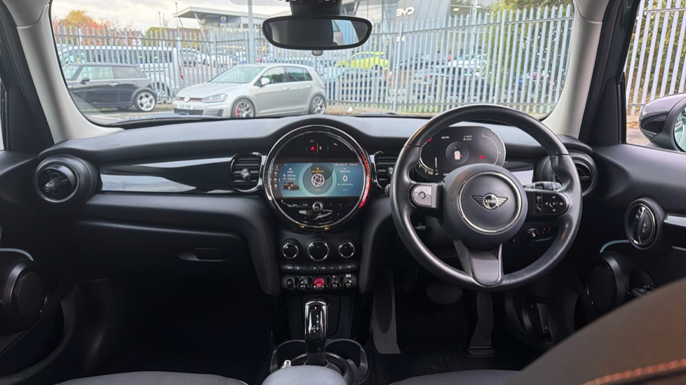 MINI Hatchback 1.5 Cooper Classic Premium 5dr Auto Petrol Hatchback - Image 5