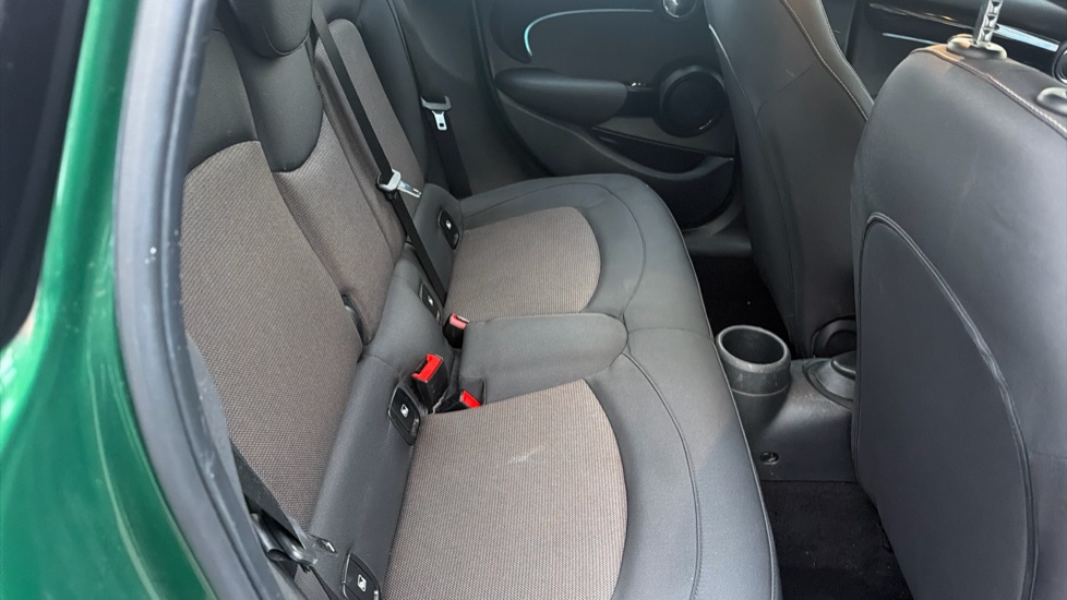 MINI Hatchback 1.5 Cooper Classic Premium 5dr Auto Petrol Hatchback - Image 12