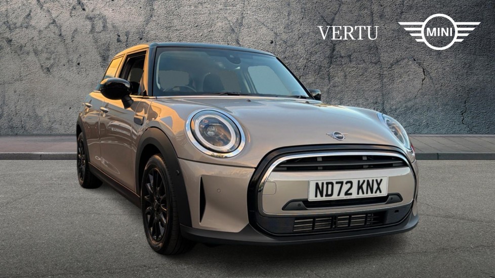 2023 Mini Hatch