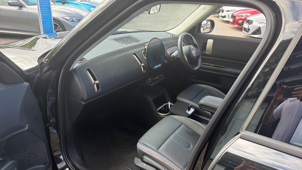 MINI Countryman 1.5 C Classic 5dr Auto Petrol Hatchback - Image 7