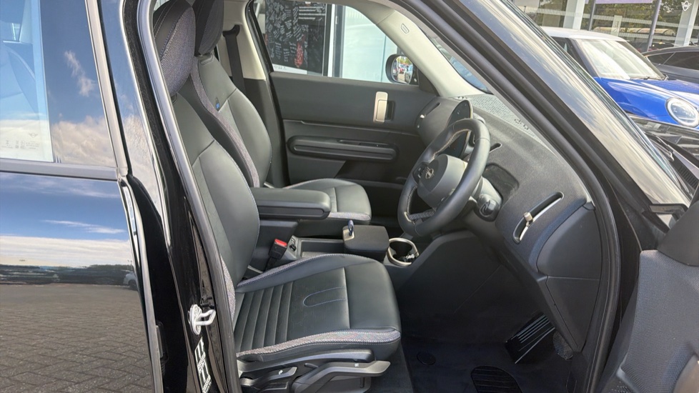 MINI Countryman 1.5 C Classic 5dr Auto Petrol Hatchback - Image 11