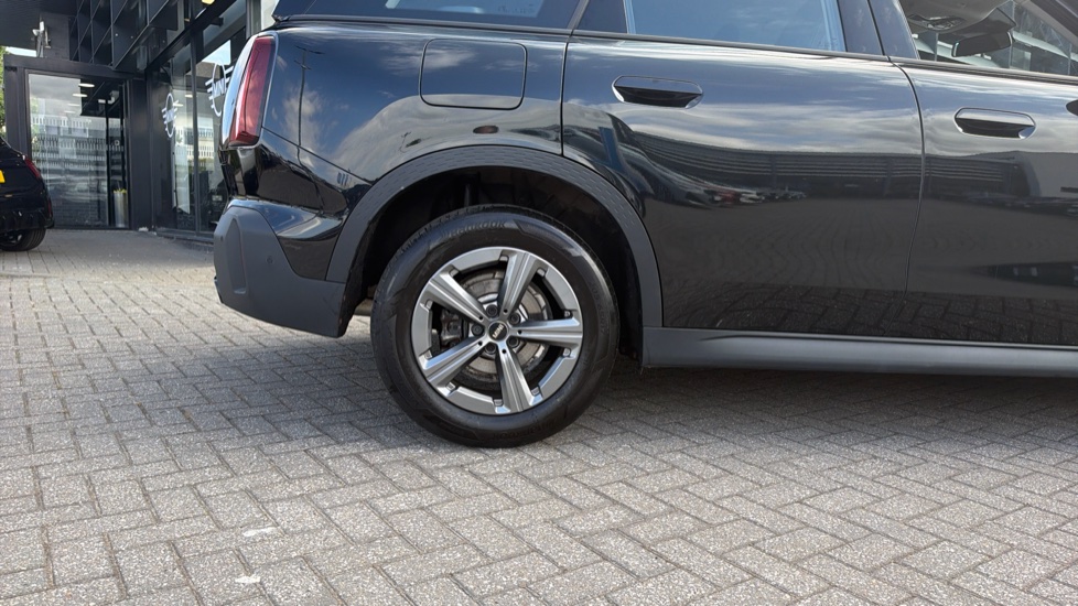MINI Countryman 1.5 C Classic 5dr Auto Petrol Hatchback - Image 14