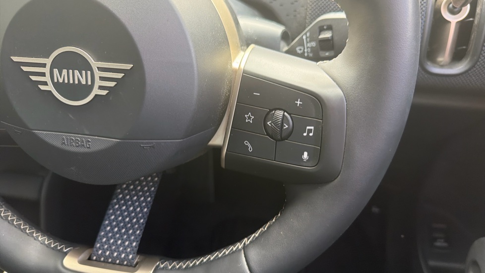 MINI Countryman 1.5 C Classic 5dr Auto Petrol Hatchback - Image 18