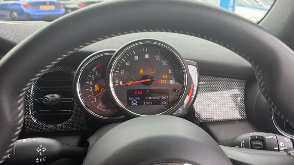 MINI Hatchback 1.5 Cooper Exclusive 5dr Auto Petrol Hatchback - Image 9