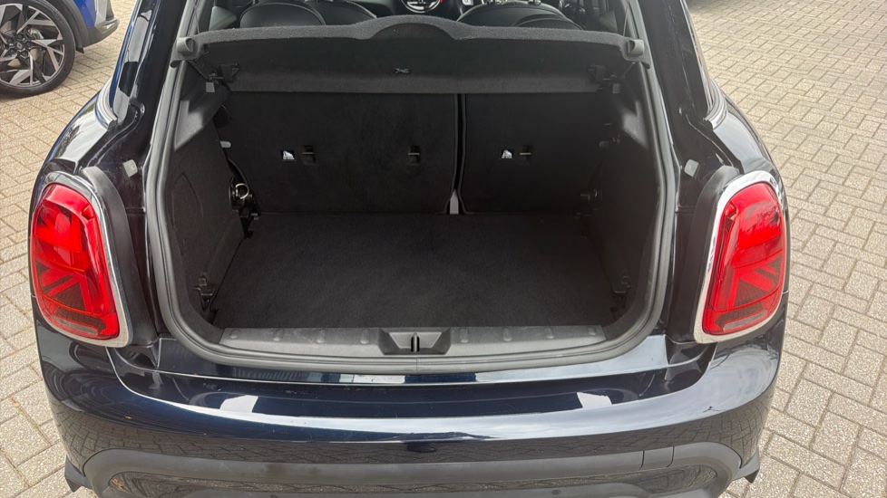MINI Hatchback 1.5 Cooper Exclusive 5dr Auto Petrol Hatchback - Image 13