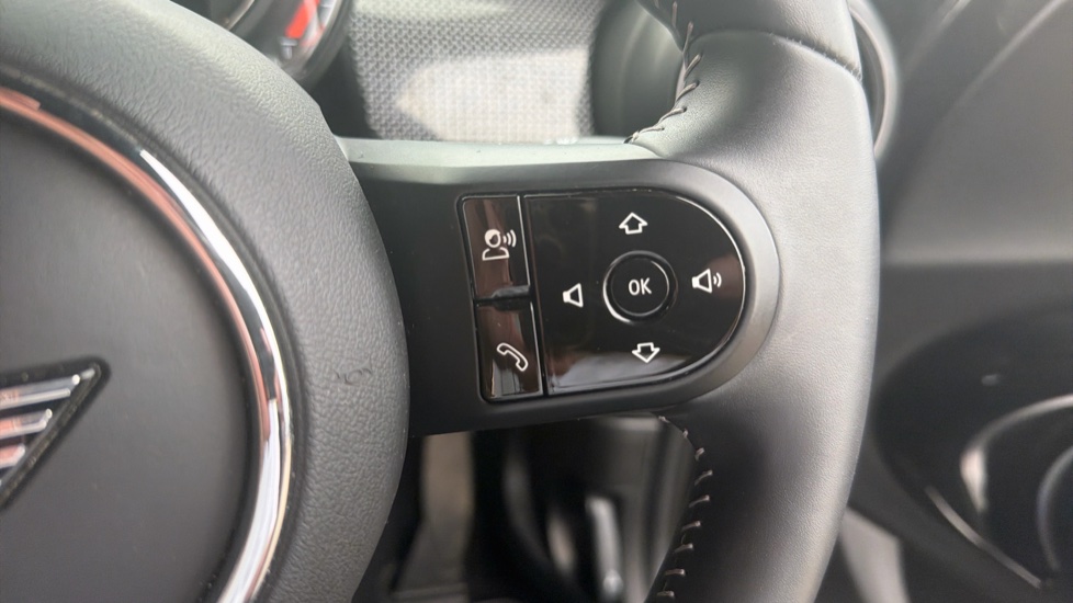 MINI Hatchback 1.5 Cooper Exclusive 5dr Auto Petrol Hatchback - Image 18