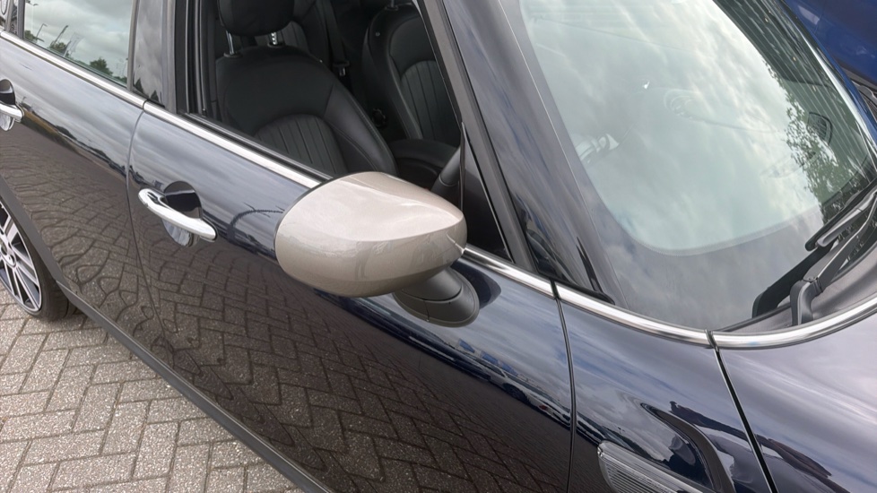 MINI Hatchback 1.5 Cooper Exclusive 5dr Auto Petrol Hatchback - Image 24
