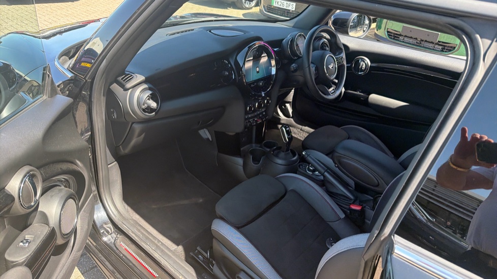 MINI Hatchback 1.5 Cooper Sport 3dr Petrol Hatchback - Image 7