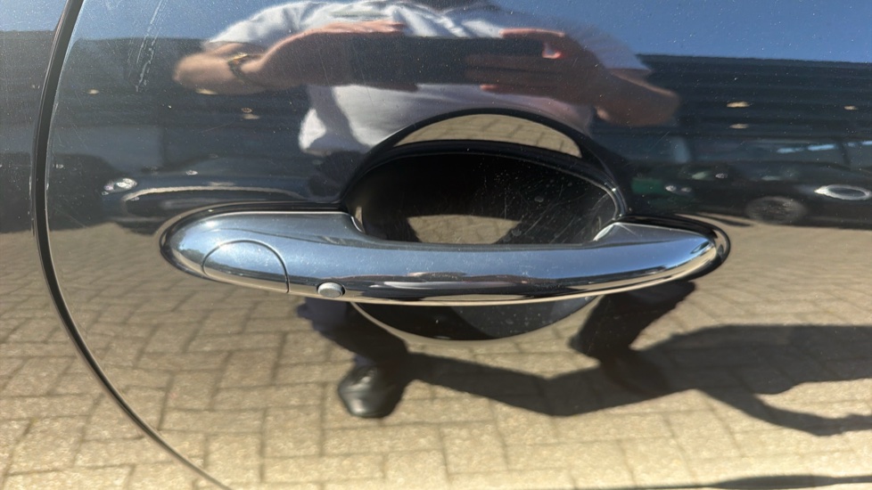 MINI Hatchback 1.5 Cooper Sport 3dr Petrol Hatchback - Image 26