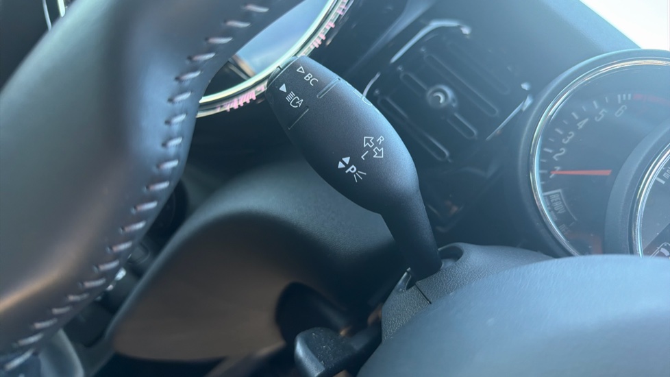 MINI Hatchback 1.5 Cooper Sport 3dr Petrol Hatchback - Image 35