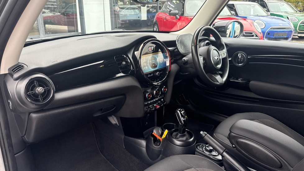 MINI Hatchback 1.5 Cooper Classic 3dr Auto Petrol Hatchback - Image 7