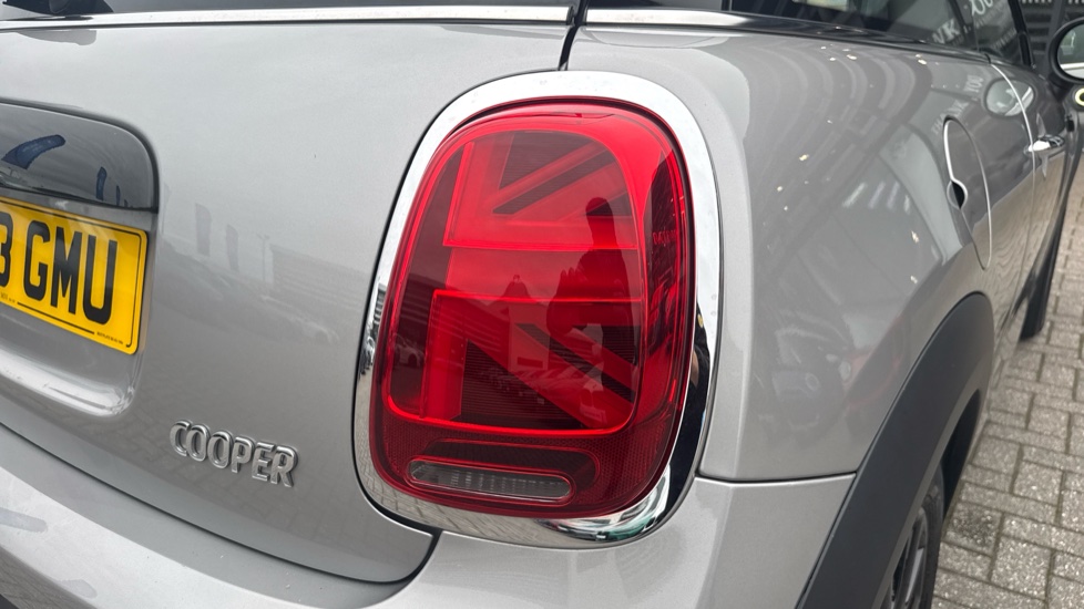 MINI Hatchback 1.5 Cooper Classic 3dr Auto Petrol Hatchback - Image 22