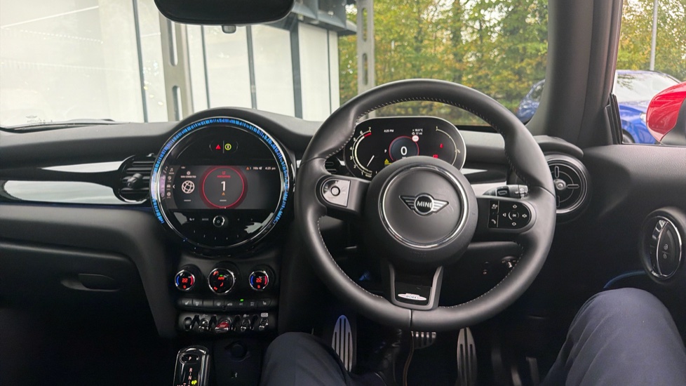 MINI Hatchback 1.5 Cooper Sport Premium 3dr Auto Petrol Hatchback - Image 4
