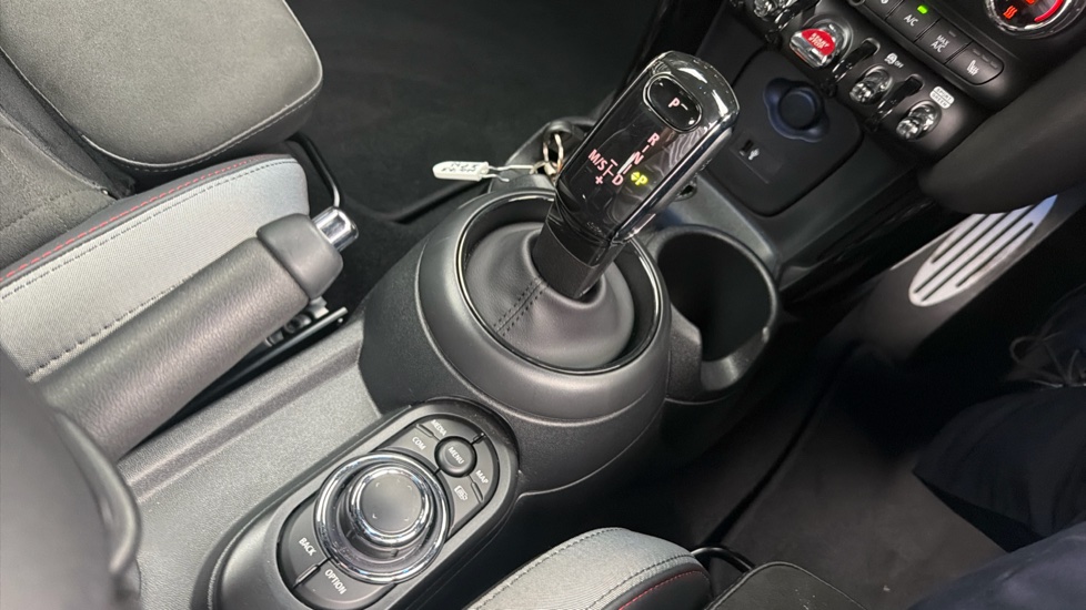 MINI Hatchback 1.5 Cooper Sport Premium 3dr Auto Petrol Hatchback - Image 10