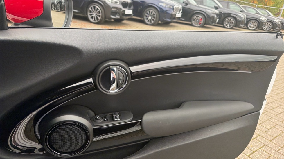 MINI Hatchback 1.5 Cooper Sport Premium 3dr Auto Petrol Hatchback - Image 20