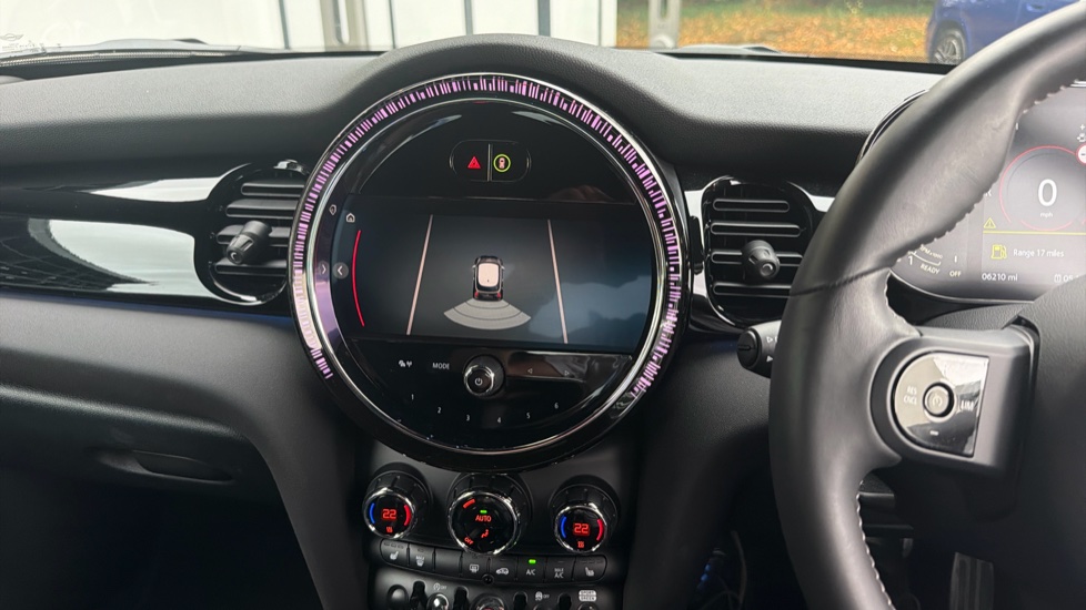 MINI Hatchback 1.5 Cooper Sport Premium 3dr Auto Petrol Hatchback - Image 27