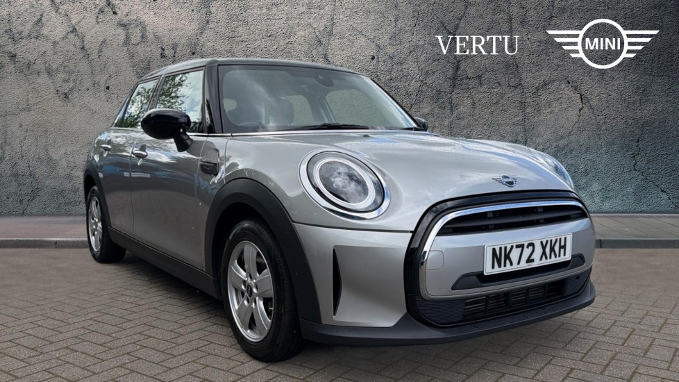 MINI Hatchback 1.5 Cooper Classic 5dr Auto Petrol Hatchback - Image 1