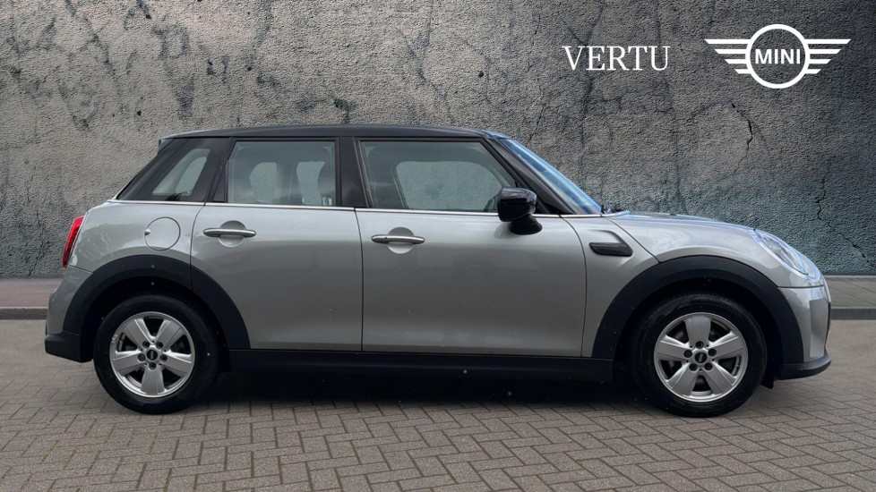MINI Hatchback 1.5 Cooper Classic 5dr Auto Petrol Hatchback - Image 3