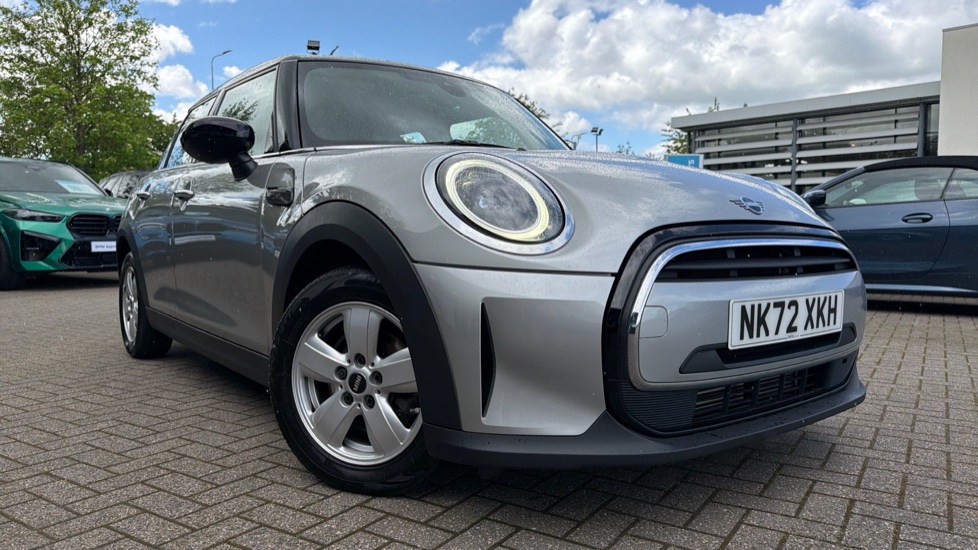 MINI Hatchback 1.5 Cooper Classic 5dr Auto Petrol Hatchback - Image 21