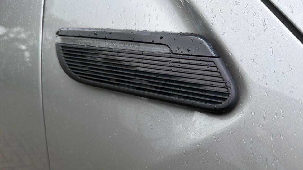 MINI Hatchback 1.5 Cooper Classic 5dr Auto Petrol Hatchback - Image 26