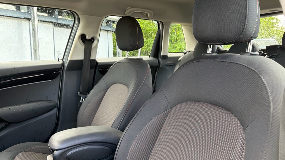 MINI Hatchback 1.5 Cooper Classic 5dr Auto Petrol Hatchback - Image 37