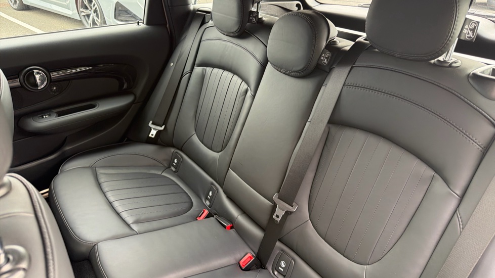 MINI Hatchback 2.0 Cooper S Exclusive 5dr Auto Petrol Hatchback - Image 12