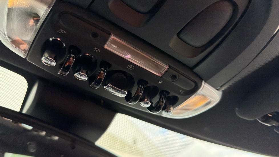 MINI Hatchback 2.0 Cooper S Exclusive 5dr Auto Petrol Hatchback - Image 27