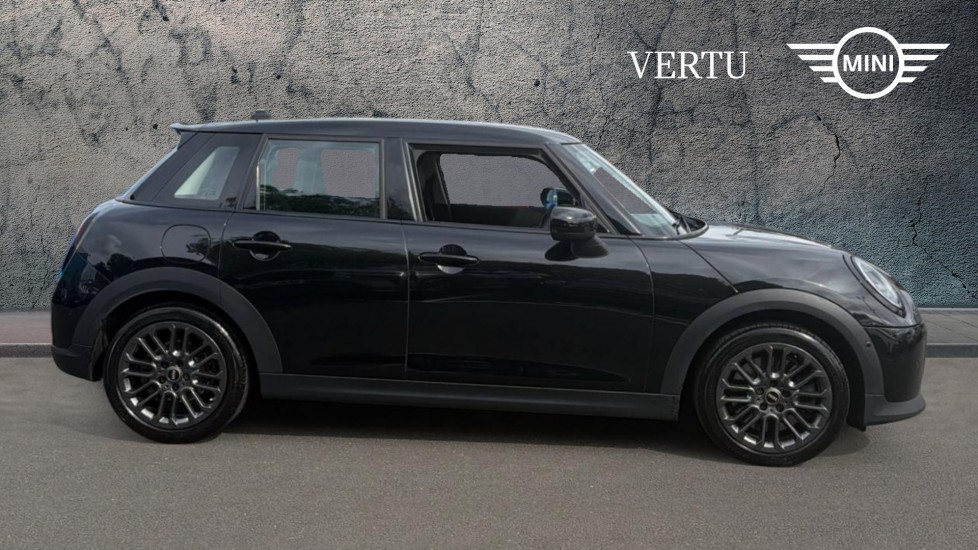 MINI Cooper 2.0 S Classic 5dr Auto Petrol Hatchback - Image 3