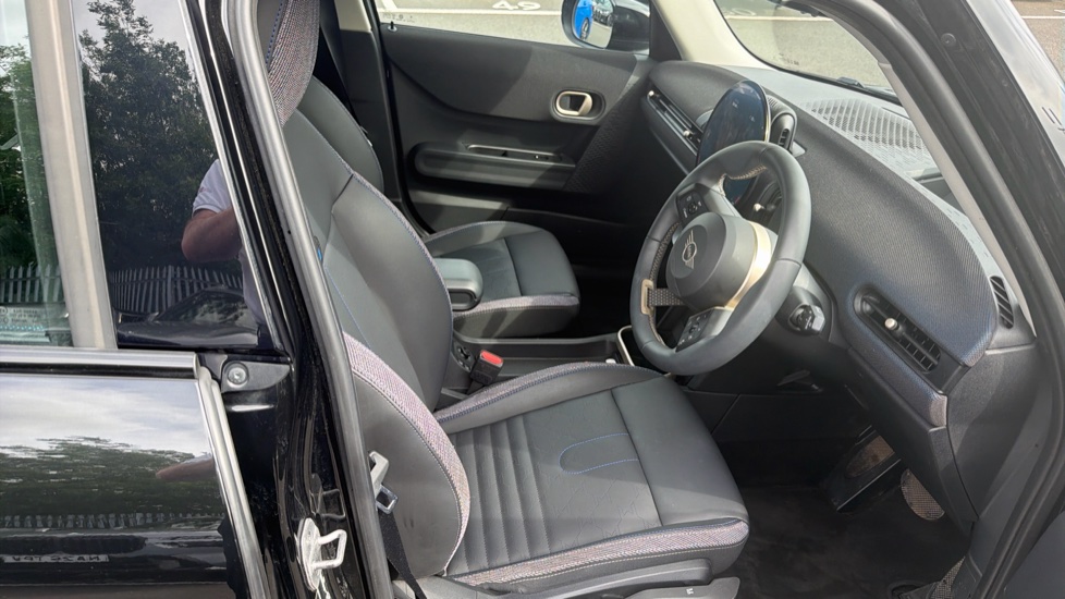 MINI Cooper 2.0 S Classic 5dr Auto Petrol Hatchback - Image 11