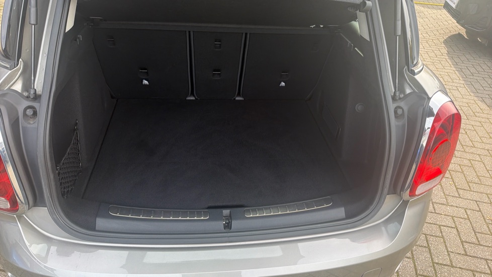 MINI Countryman 1.5 Cooper Classic 5dr Petrol Hatchback - Image 13