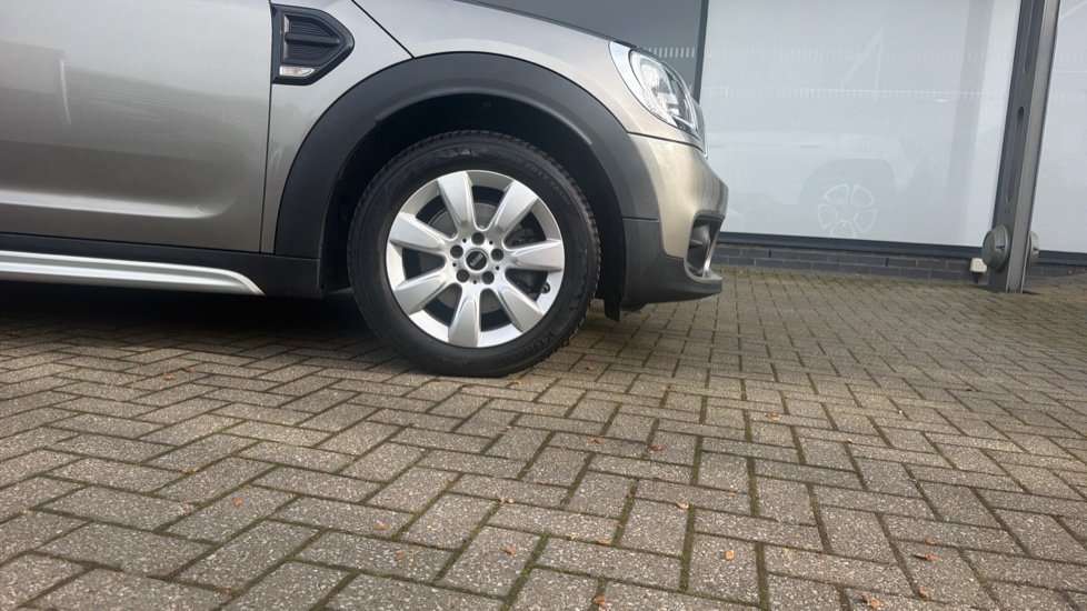 MINI Countryman 1.5 Cooper Classic 5dr Petrol Hatchback - Image 14