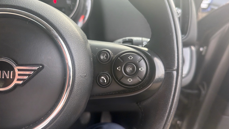 MINI Countryman 1.5 Cooper Classic 5dr Petrol Hatchback - Image 18