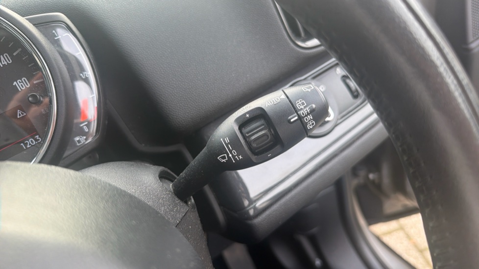 MINI Countryman 1.5 Cooper Classic 5dr Petrol Hatchback - Image 27