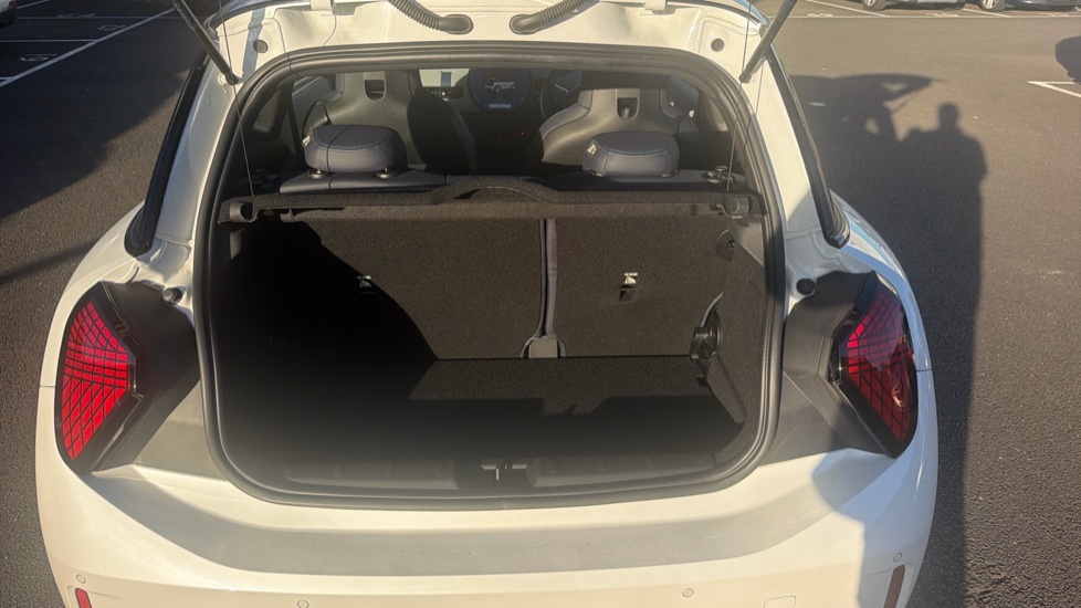 MINI Cooper 2.0 S Exclusive 3dr Auto Petrol Hatchback - Image 13