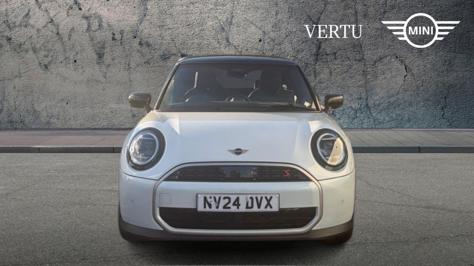 MINI Cooper 2.0 S Exclusive 3dr Auto Petrol Hatchback - Image 16