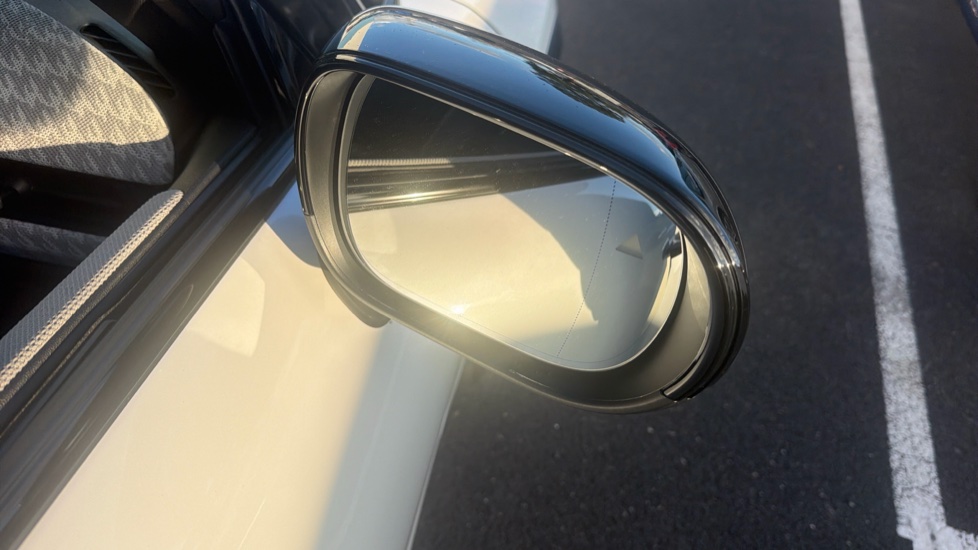 MINI Cooper 2.0 S Exclusive 3dr Auto Petrol Hatchback - Image 25