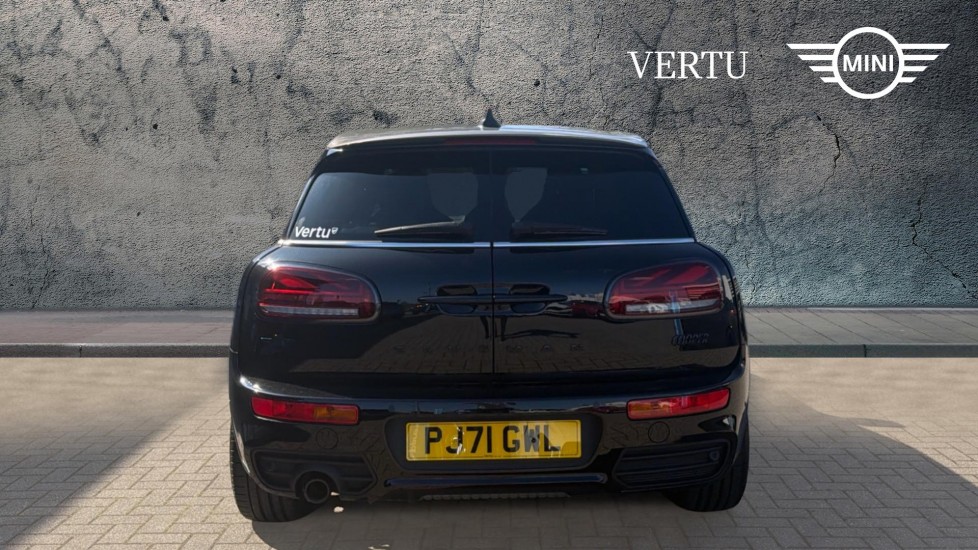 MINI Clubman 1.5 Cooper Shadow Edition 6dr Petrol Estate - Image 15