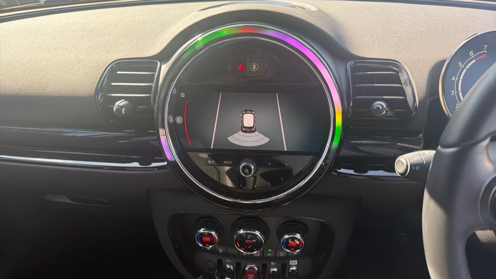 MINI Clubman 1.5 Cooper Shadow Edition 6dr Petrol Estate - Image 40