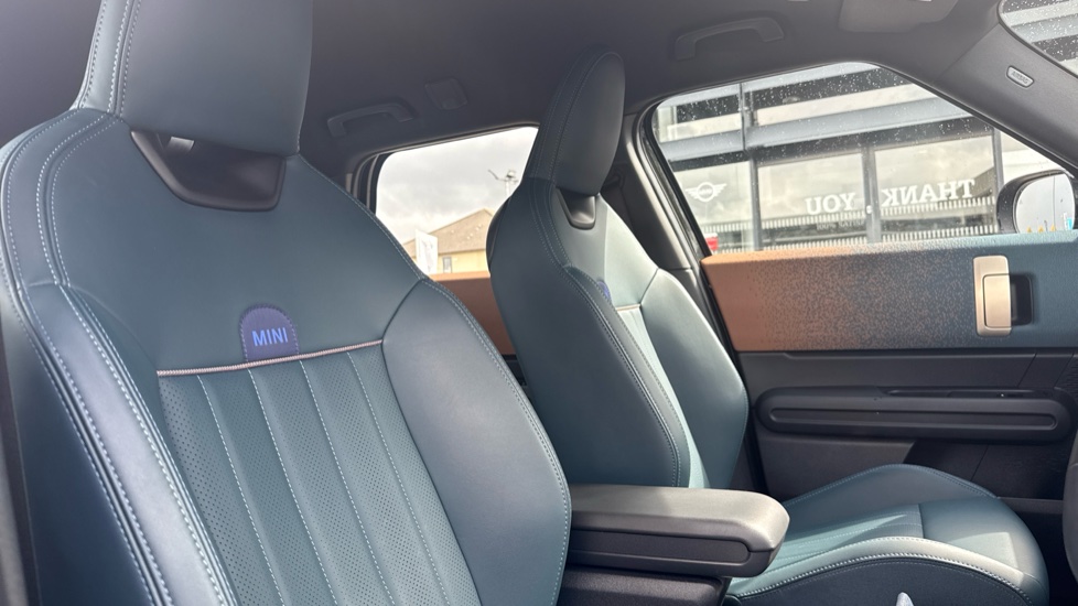 MINI Countryman 150kW E Exclusive [Level 1] 66kWh 5dr Auto Electric Hatchback - Image 29