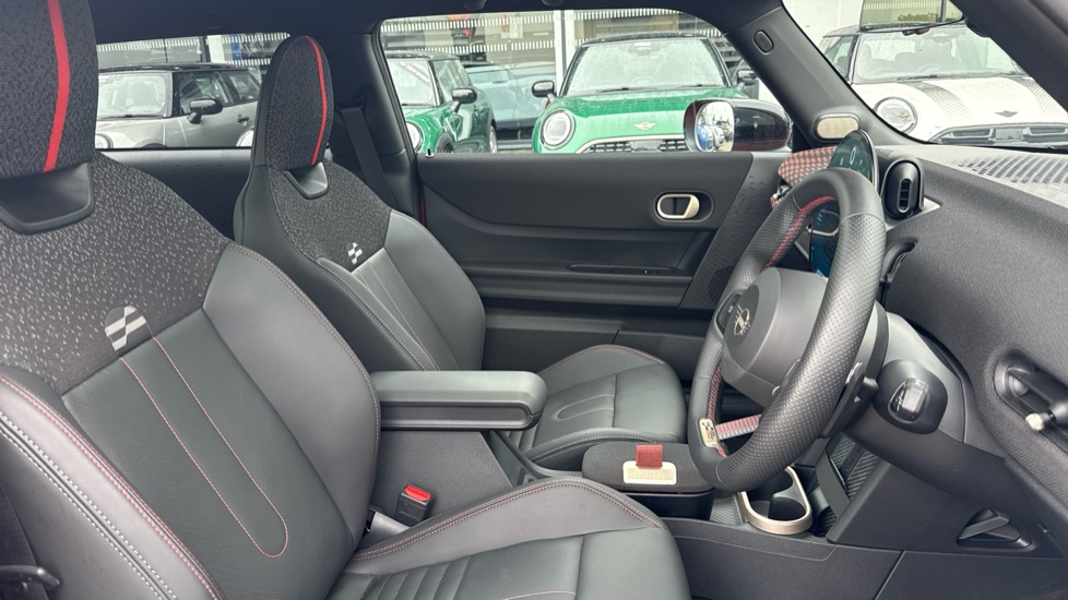 MINI Cooper 2.0 S Exclusive 3dr Auto Petrol Hatchback - Image 11