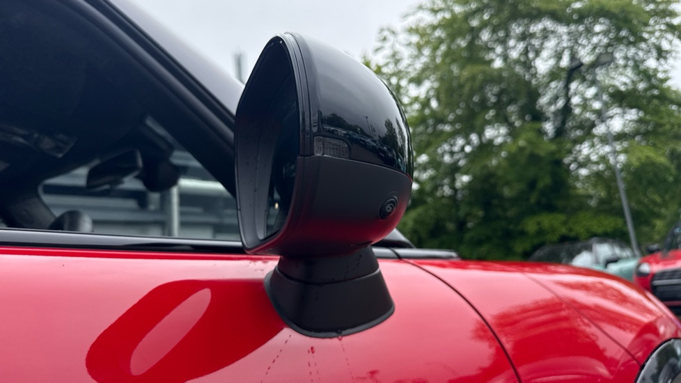 MINI Cooper 2.0 S Exclusive 3dr Auto Petrol Hatchback - Image 24